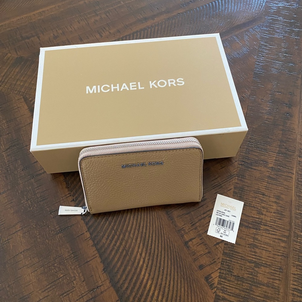 Michael Kors small leather zippered card case/wallet